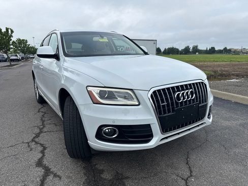 Used 2017 Audi Q5 2.0T Premium Plus w/ Technology Package AWD/4WD image 15