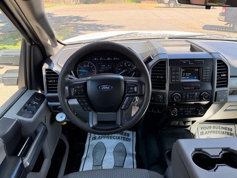 Used 2019 Ford F350 XLT AWD/4WD image 12