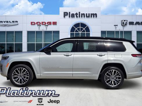 New 2026 Jeep Grand Cherokee L Summit w/ Advanced Protech Group IV image 3