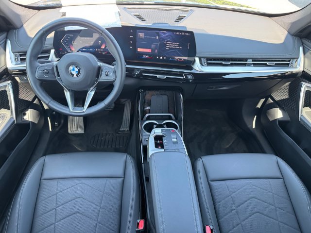 Used 2025 BMW X1 xDrive28i AWD/4WD image 15