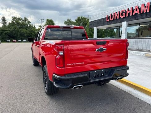 Used 2024 Chevrolet Silverado 1500 LT Trail Boss w/ LT Trail Boss Premium Package AWD/4WD image 10