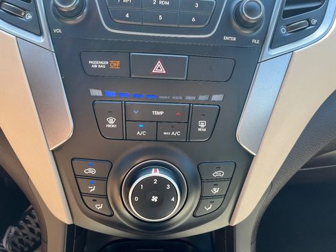 Used 2015 Hyundai Santa Fe Sport image 14