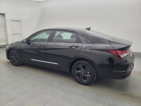 Used 2023 Hyundai Elantra SEL FWD image 3