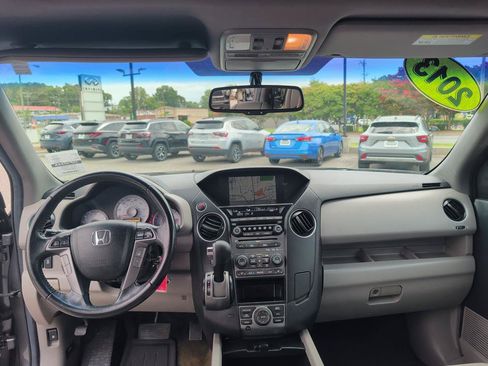 Used 2013 Honda Pilot Touring image 11