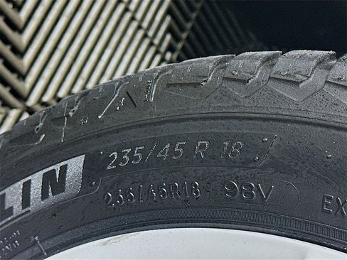 Used 2019 Volkswagen Beetle 2.0T SE image 31