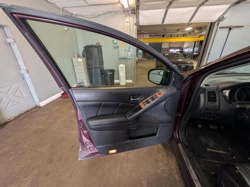 Used 2013 Nissan Murano LE w/ Platinum Pkg AWD/4WD image 22