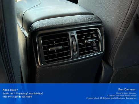 Used 2019 Nissan Rogue S FWD image 15