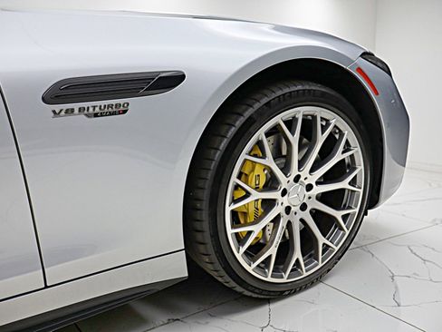 Used 2024 Mercedes-Benz SL 63 AMG 4MATIC image 15