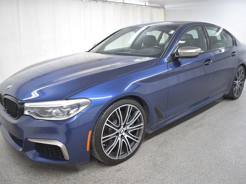 Used 2020 BMW M550i xDrive w/ Executive Package image 3