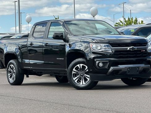 Used 2021 Chevrolet Colorado Z71 AWD/4WD image 2