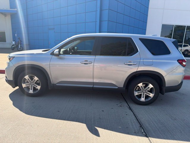 Certified 2024 Honda Pilot EX-L image 8