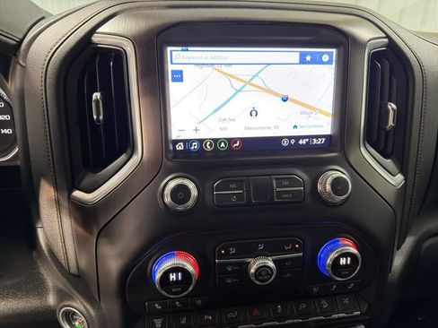 Used 2022 GMC Sierra 3500 AT4 w/ AT4 Preferred Package image 33