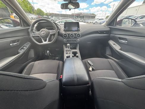 Used 2025 Nissan Sentra SV FWD image 28