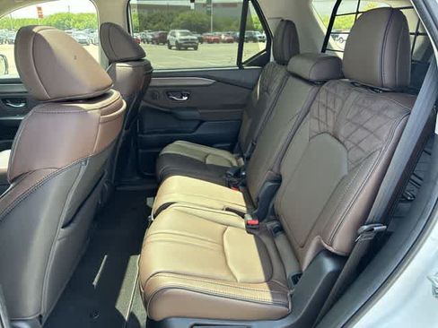 Used 2026 Honda Pilot Elite image 19