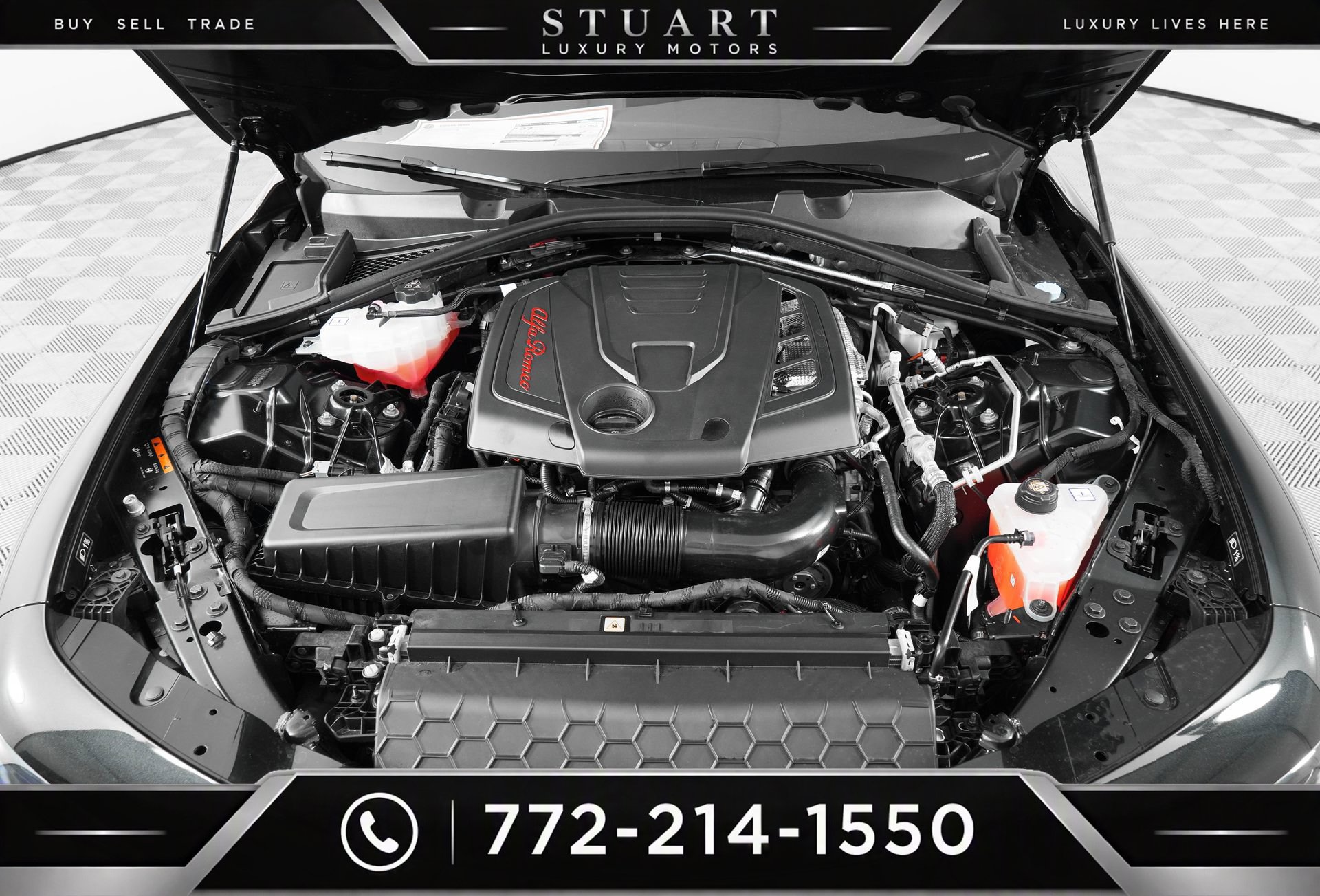 Used 2025 Alfa Romeo Giulia w/ Driving Assist Package RWD image 32