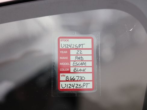 Certified 2022 Ford Escape SEL image 40