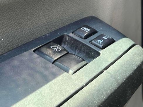 Used 2020 Nissan NV 2500 SV w/ Navigation Package image 13