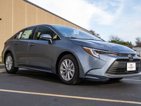 New 2026 Toyota Corolla XLE image 2