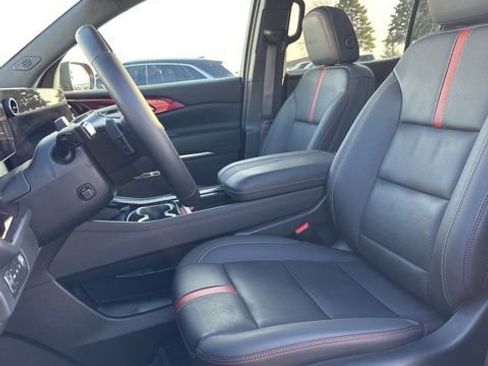 Used 2024 Chevrolet Traverse RS w/ LPO, Floor Liner Package image 36