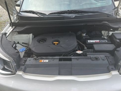 Used 2016 Kia Soul + w/ Soulful Package FWD image 35