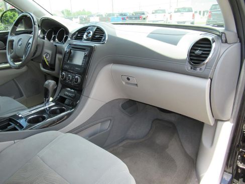 Used 2016 Buick Enclave Convenience FWD image 11