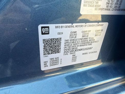 Certified 2024 Chevrolet Silverado 1500 High Country w/ LPO, Dark Essentials Package AWD/4WD image 40