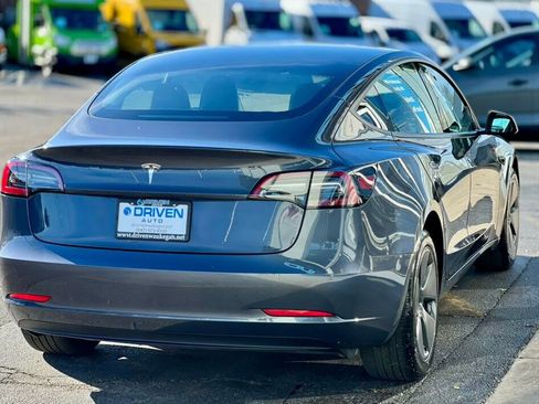 Used 2023 Tesla Model 3 Standard Range image 5
