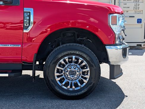 Used 2022 Ford F350 Lariat w/ Chrome Package image 11