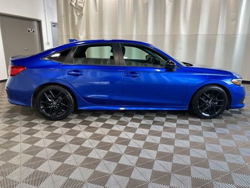 Used 2023 Honda Civic Sport image 17