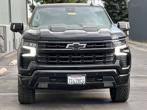 Used 2025 Chevrolet Silverado 1500 LT Trail Boss w/ LT Trail Boss Premium Package AWD/4WD image 9