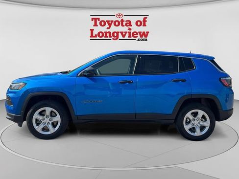 Used 2023 Jeep Compass Sport AWD/4WD image 2