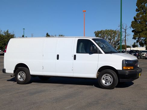 Used 2023 GMC Savana 2500 Extended Cargo Van image 1