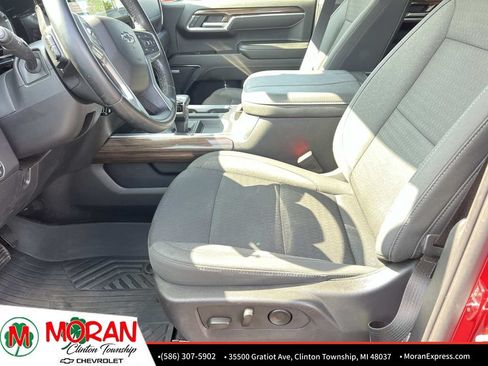Used 2023 Chevrolet Silverado 1500 LT Trail Boss w/ Convenience Package II AWD/4WD image 19