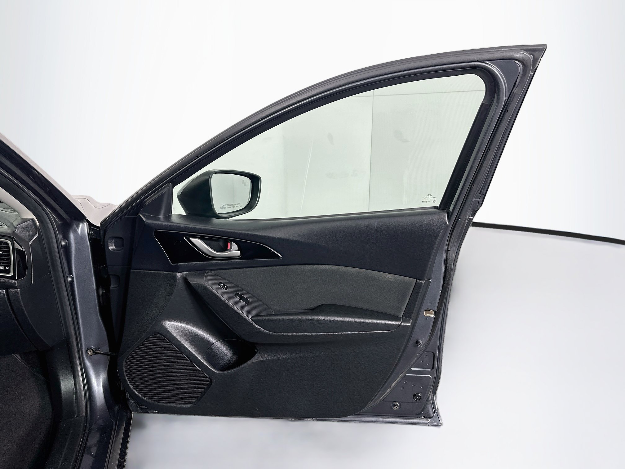 Used 2016 MAZDA MAZDA3 i Touring FWD image 32