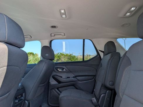 Used 2020 Chevrolet Traverse LT w/ LPO, Floor Liner Package AWD/4WD image 10