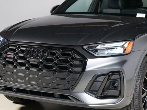 Used 2023 Audi SQ5 Premium Plus w/ Premium Plus Package image 27