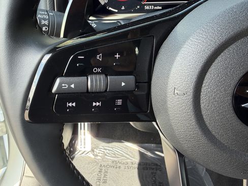 Used 2024 Nissan Z Performance w/ Floor Mat Package image 55