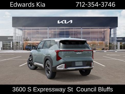 New 2027 Kia Seltos S FWD image 5