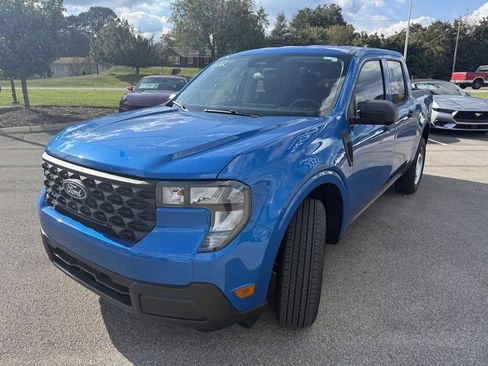 New 2025 Ford Maverick XL image 4