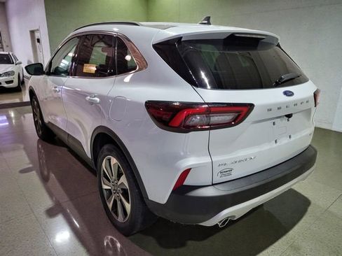 Used 2025 Ford Escape Platinum image 24