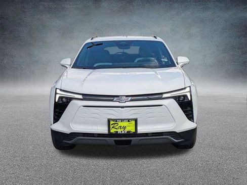 New 2026 Chevrolet Blazer EV LT AWD/4WD image 8