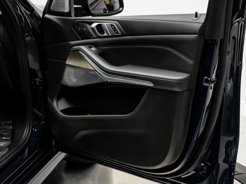 Used 2024 BMW ALPINA XB7 AWD/4WD image 45