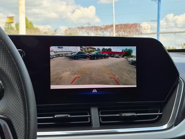 Used 2026 Chevrolet Trax LT FWD image 17