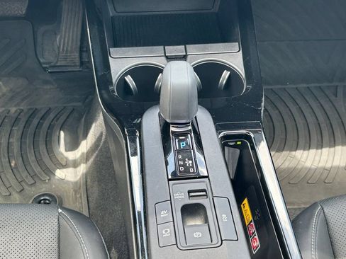Certified 2024 Toyota Prius XLE FWD image 21