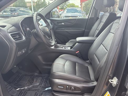 Used 2022 Chevrolet Equinox Premier AWD/4WD image 11