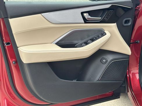 Certified 2025 Acura MDX w/ Technology Package image 17