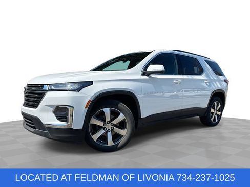 Certified 2023 Chevrolet Traverse LT w/ LT Premium Package AWD/4WD image 1