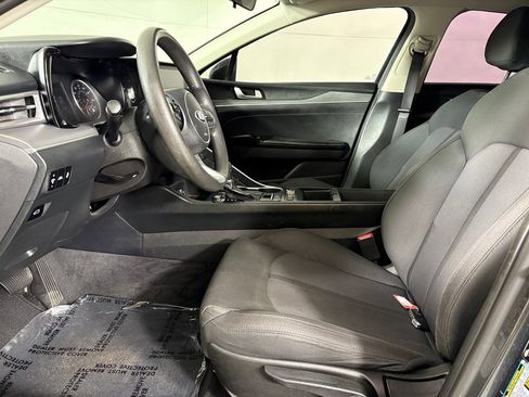 Used 2021 Kia K5 LXS FWD image 19
