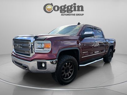 Used 2015 GMC Sierra 1500 SLT w/ SLT Crew Cab Value Package