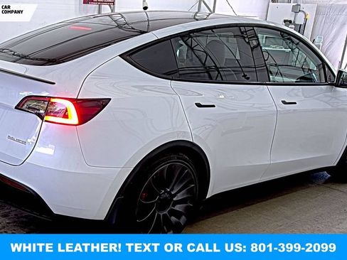 Used 2023 Tesla Model Y Performance AWD/4WD image 11